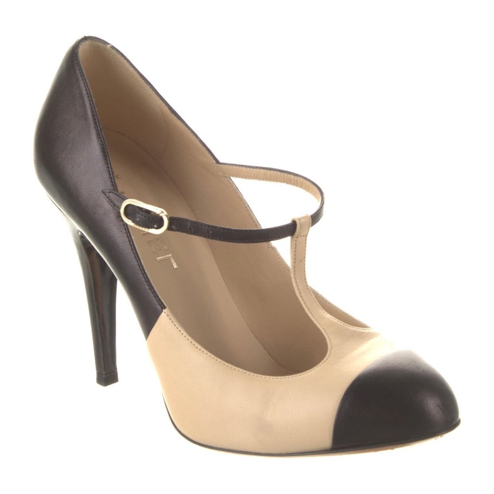 Chanel Sz 8/38 Lambskin Tan/Black Mary Jane T-Strap Heels & Gold CC Logo Backs